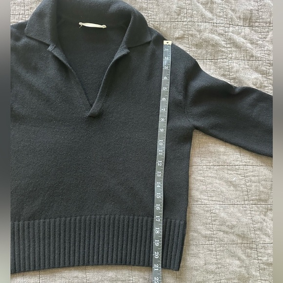 Everlane | The Cashmere Polo - Picture 9 of 11